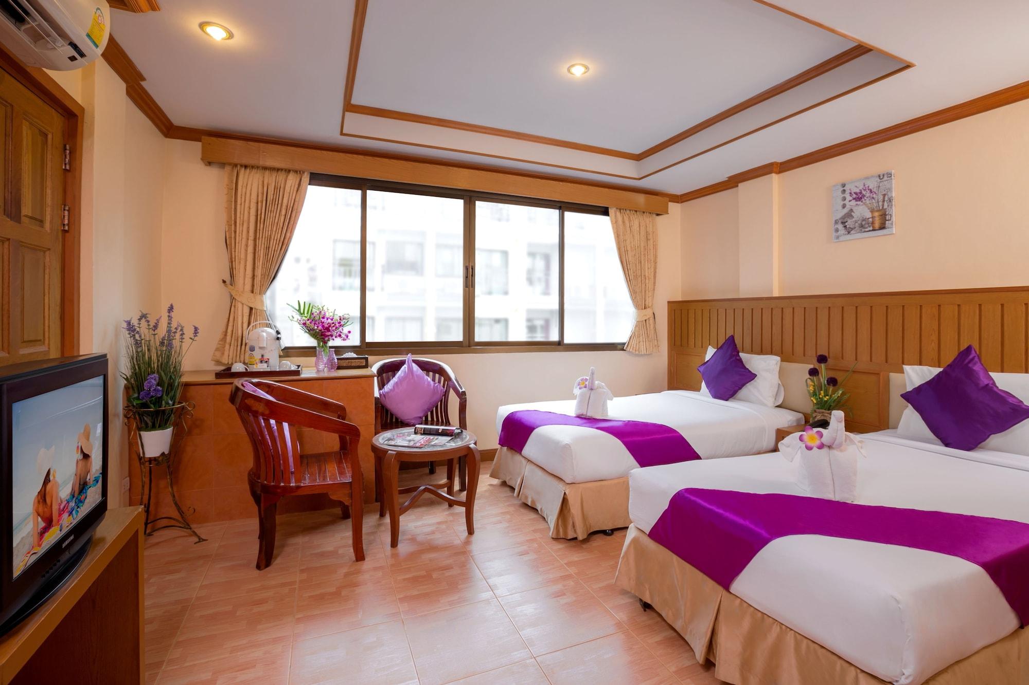 Bangkok Residence Patong Luaran gambar
