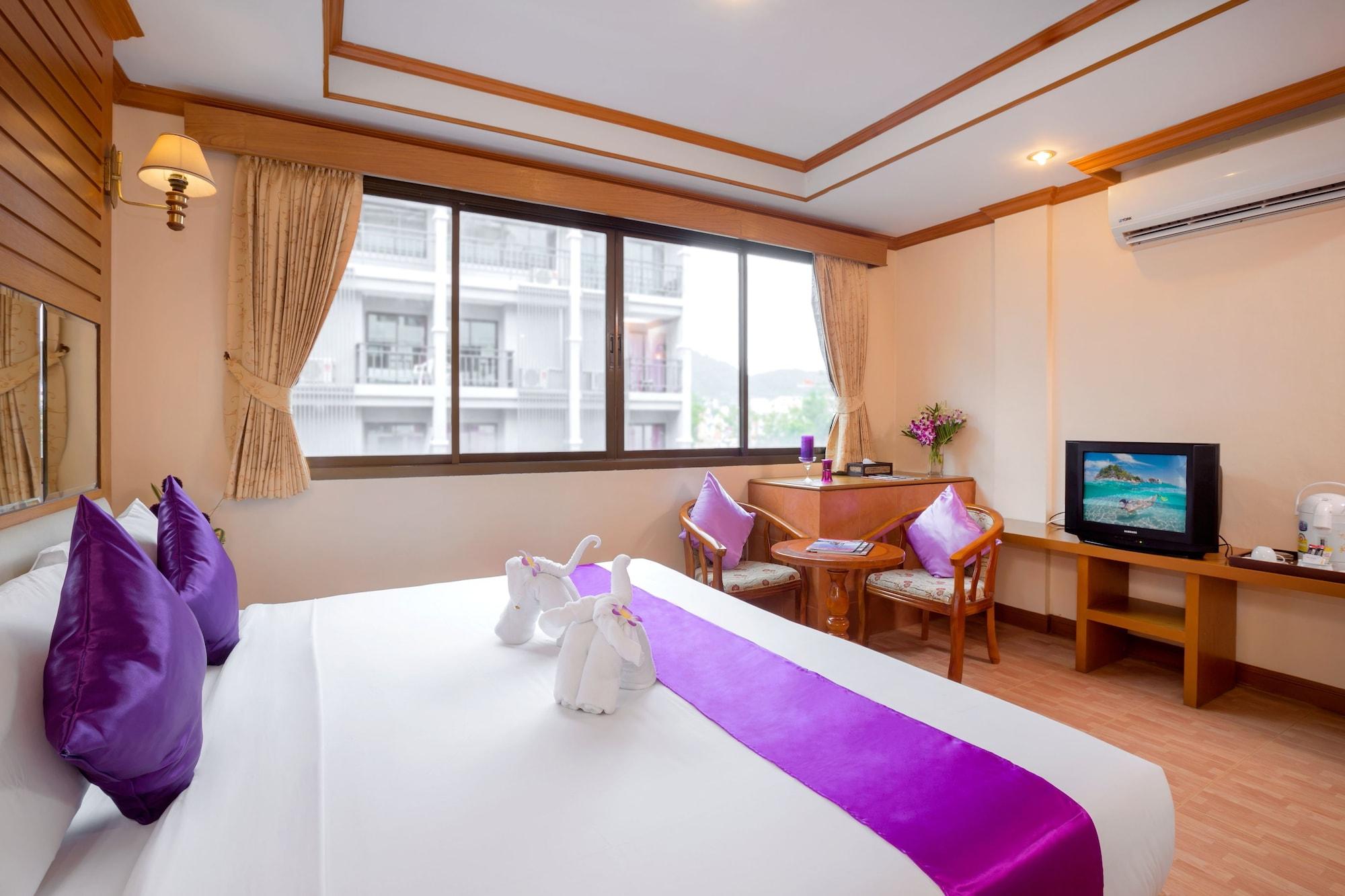 Bangkok Residence Patong Luaran gambar