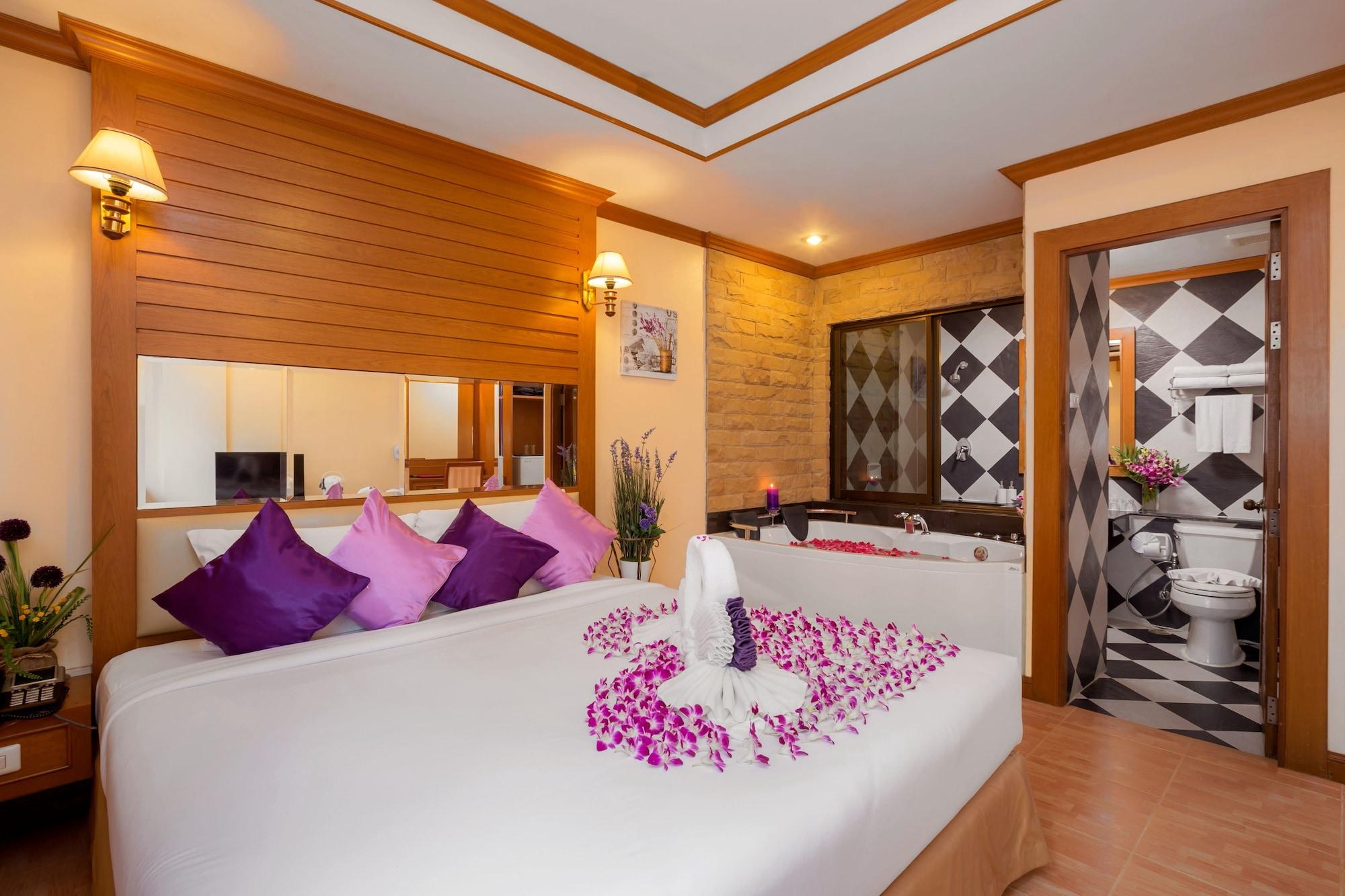 Bangkok Residence Patong Luaran gambar