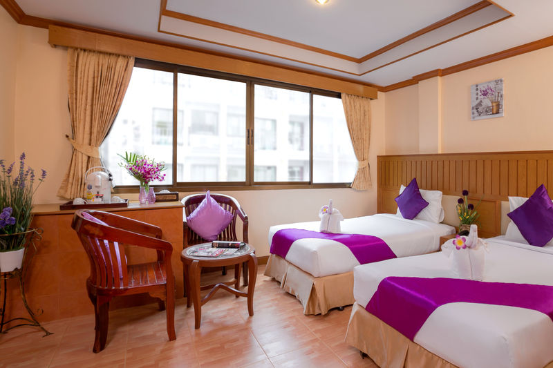 Bangkok Residence Patong Luaran gambar