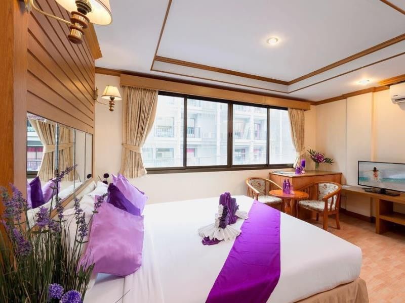 Bangkok Residence Patong Luaran gambar