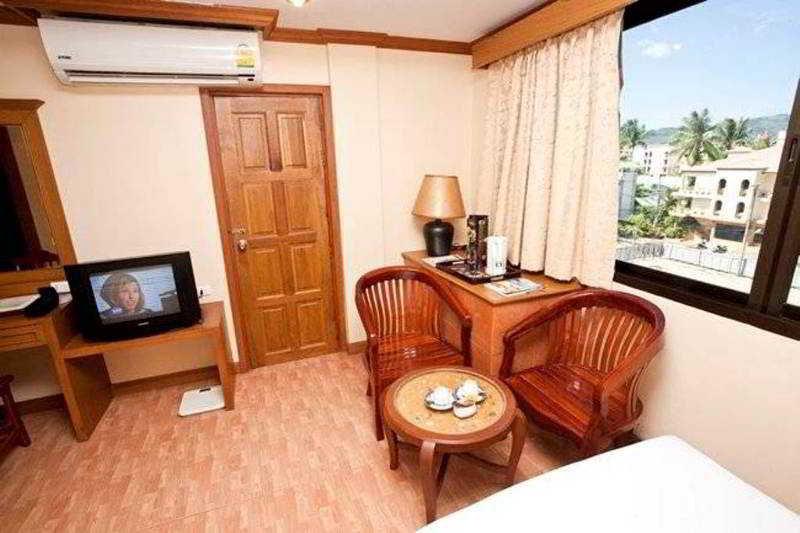 Bangkok Residence Patong Luaran gambar