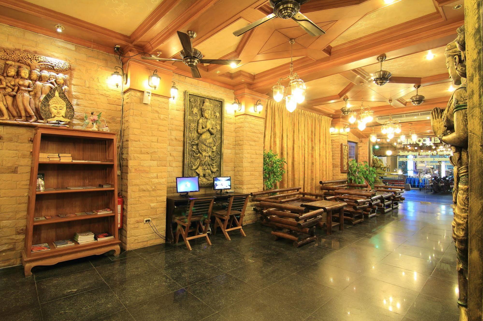 Bangkok Residence Patong Luaran gambar